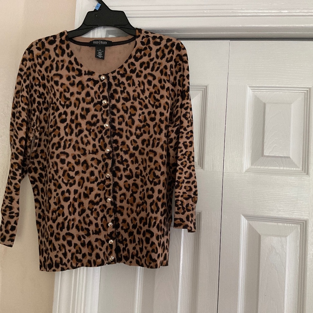 Ladies WHBM cropped animal print sweater
